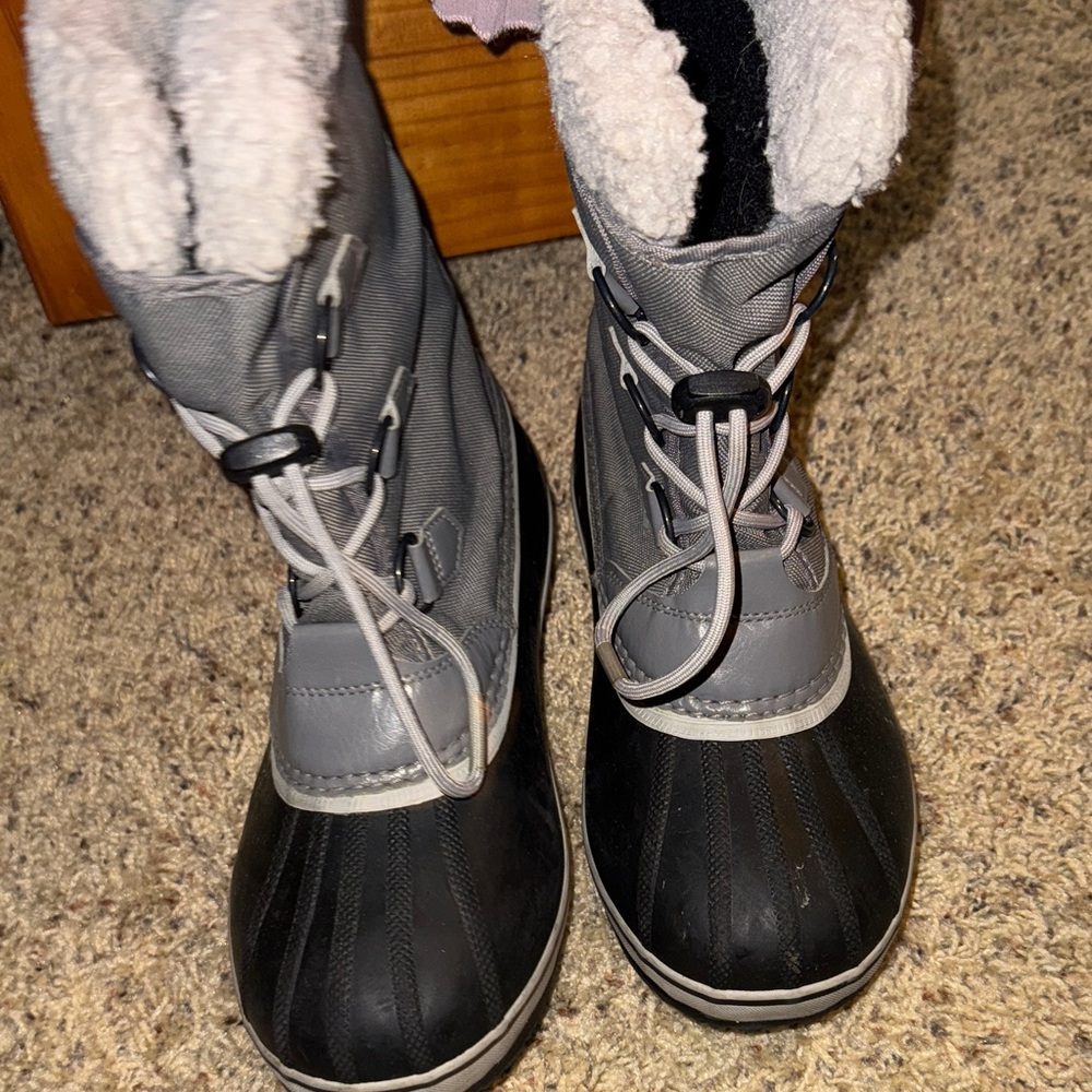 Sorel Gray and Black Boots with White Lining